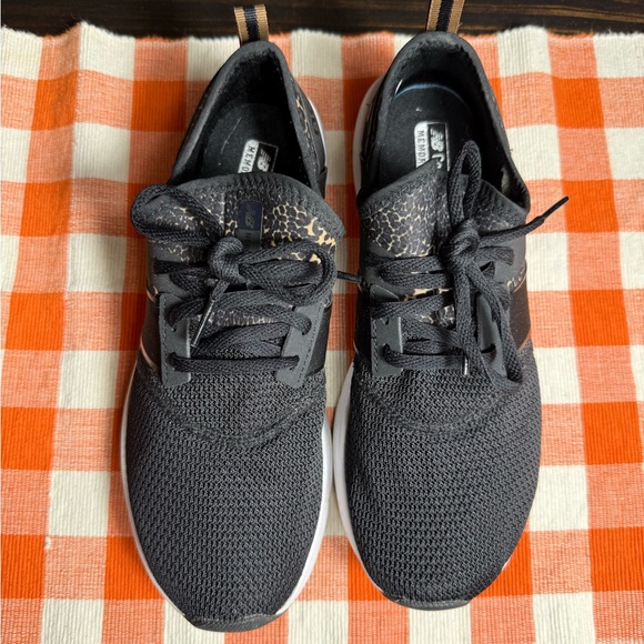 New Balance Black & Cheetah Print FuelCore Nergize Sport V1 Trainer Sneakers - Picture 5 of 8